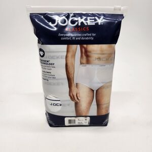 Jockey Classic Men’s 40 Full-Rise White Briefs Pack Of 4 Stay cool Technology